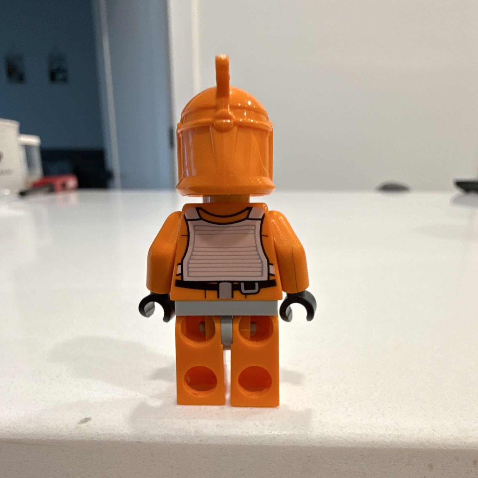 LEGO Star Wars Clone Pilot minifigure (Phase I, Orange)
