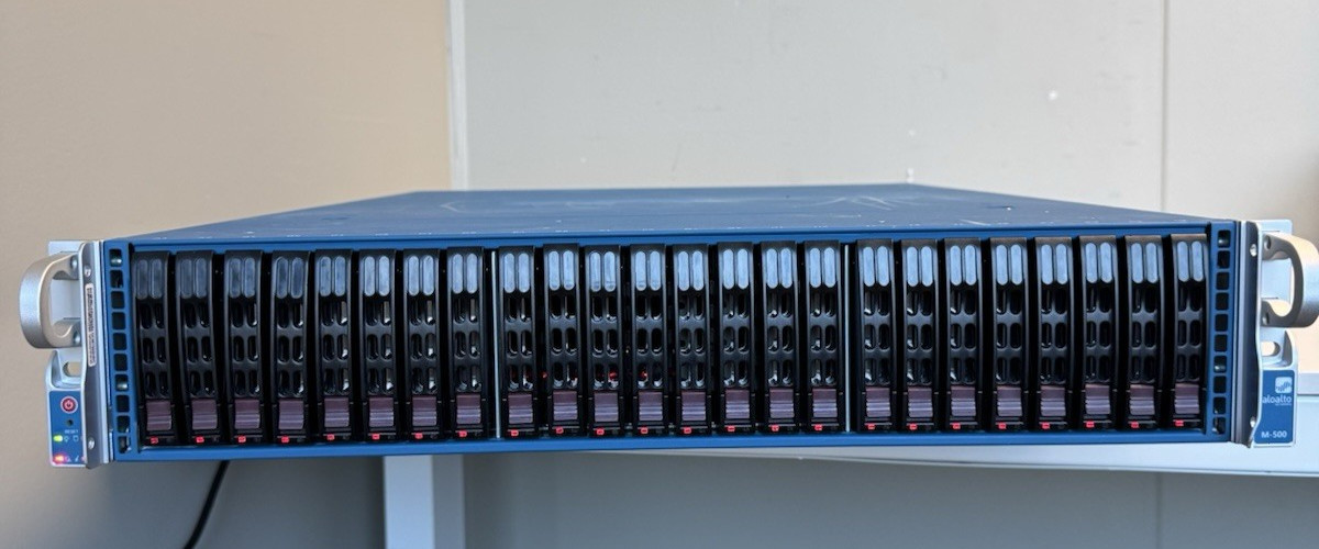 Palo Alto Networks M-500 Panorama Management Appliance Server 1U Rackmount