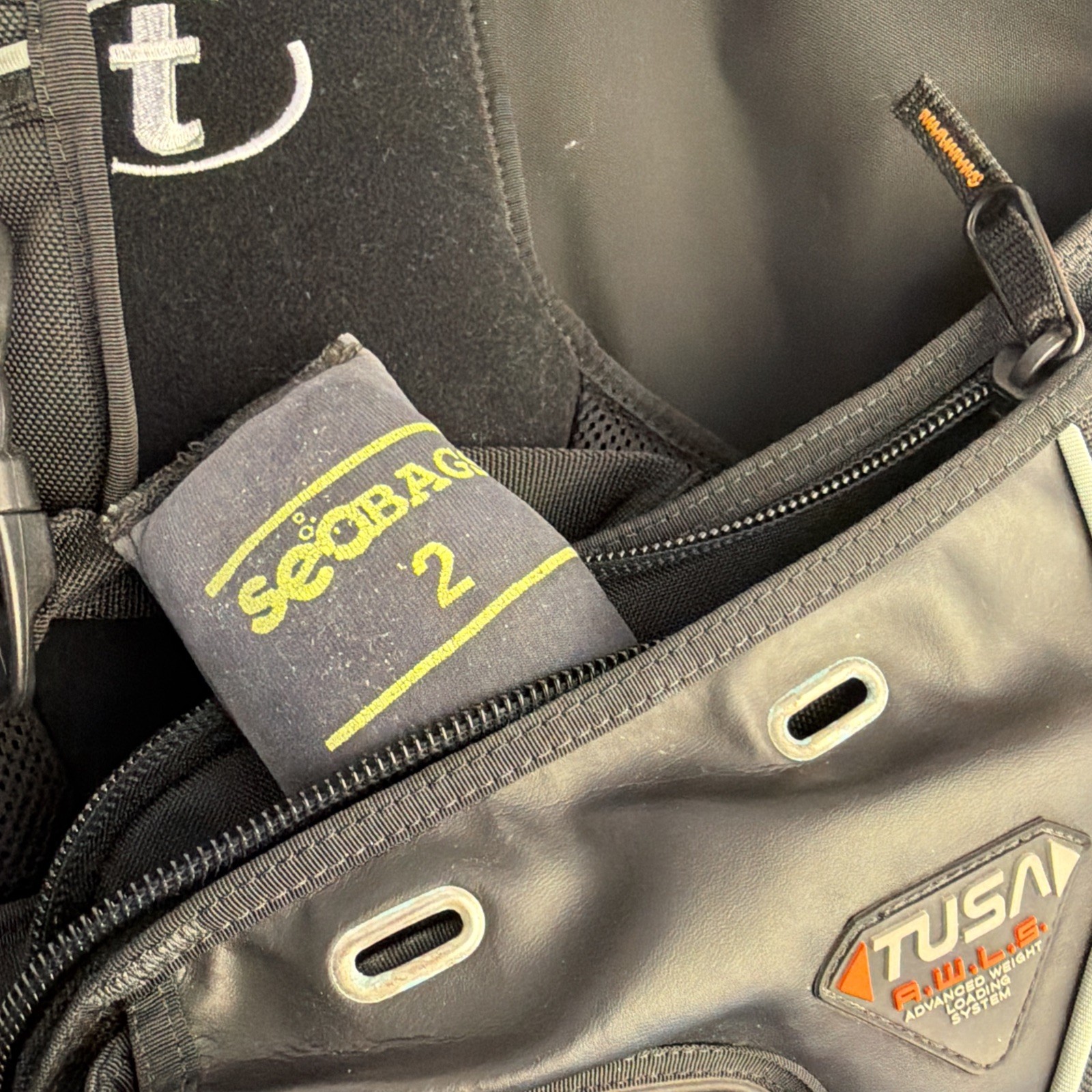 Tusa Conquest Scuba Diving BCD Excellent Condition