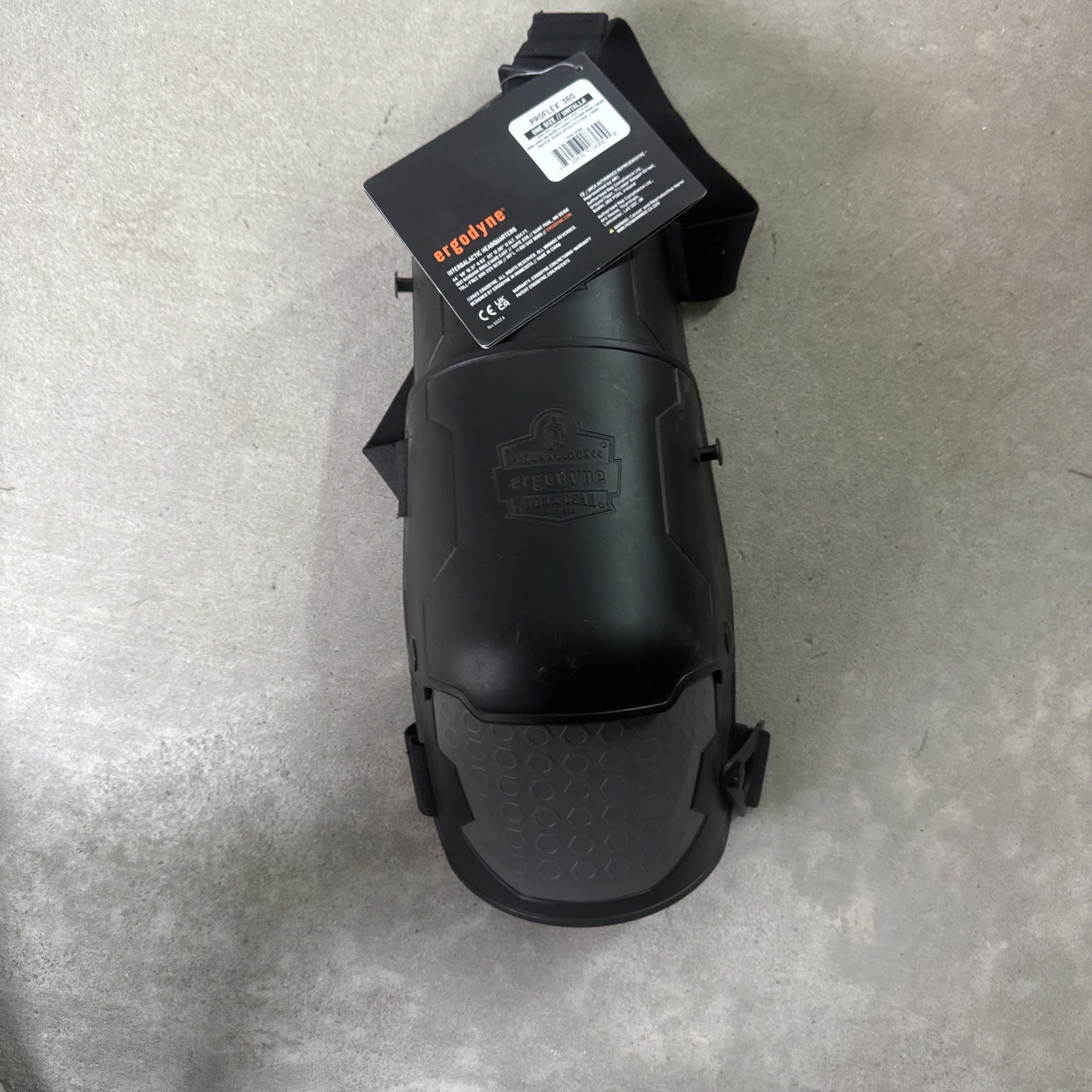 Ergodyne ProFlex 360 Knee Pad, Hinged Design, Hard Shell, Non-Marring Rubber