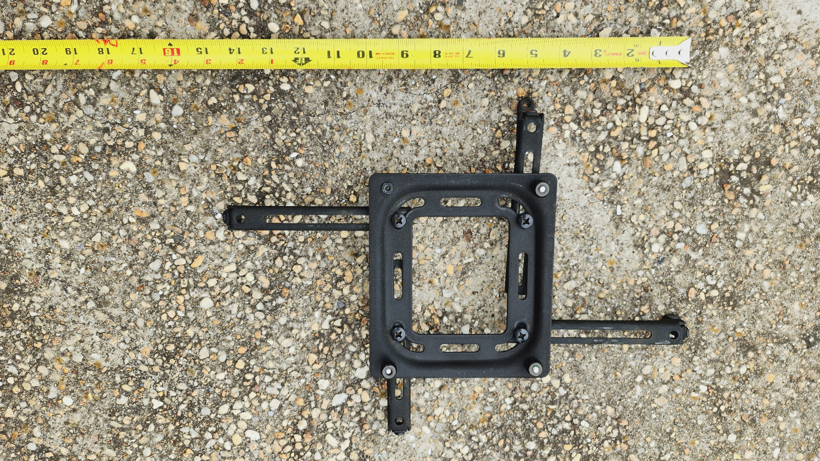 base top/bottom mounting Chief RPA Universal Ceiling Projector Mount