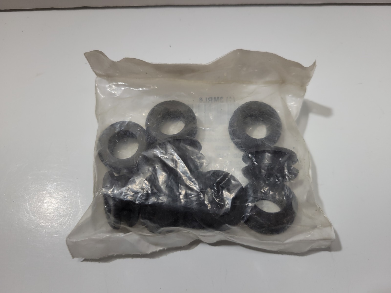 Accurate Products Inc 20001751 3MRL6 Pack of 10 1-1/8" x 5/8" Rubber Grommets