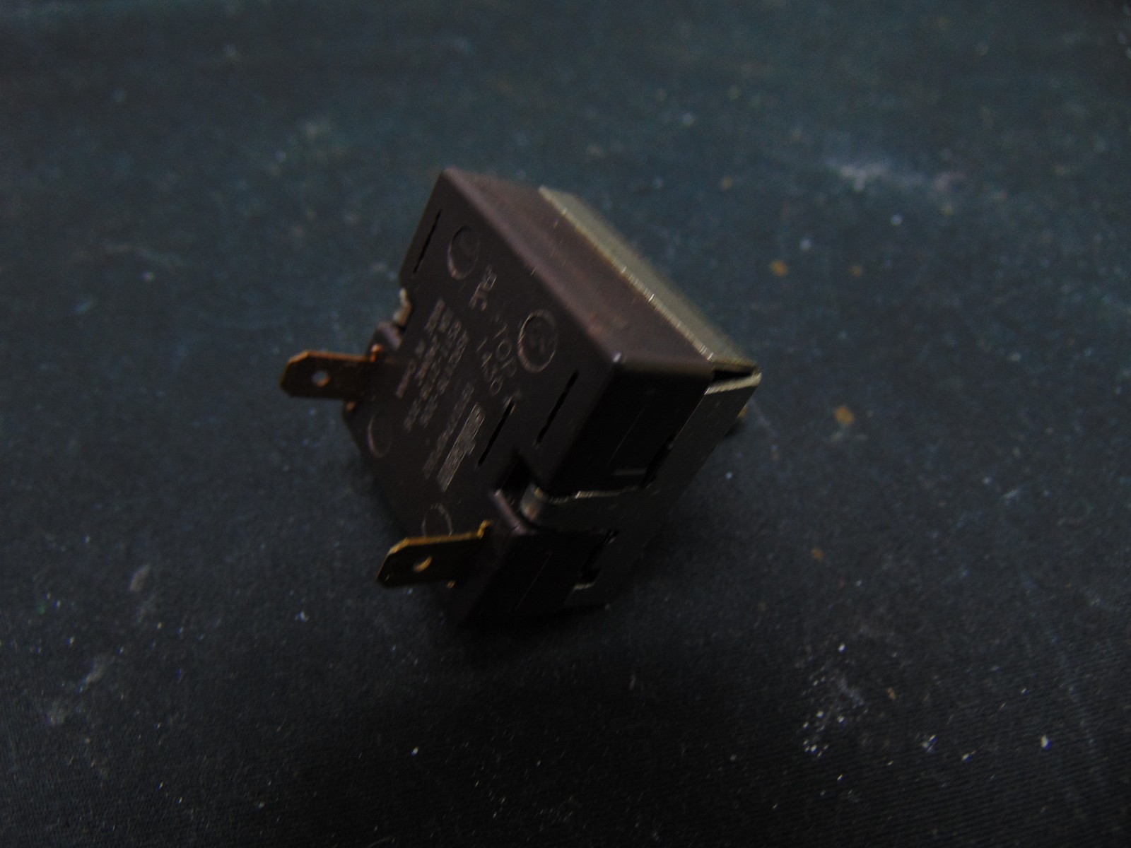 GE Electric Range JB650SF2SS Rotary Switch 194D7740P002