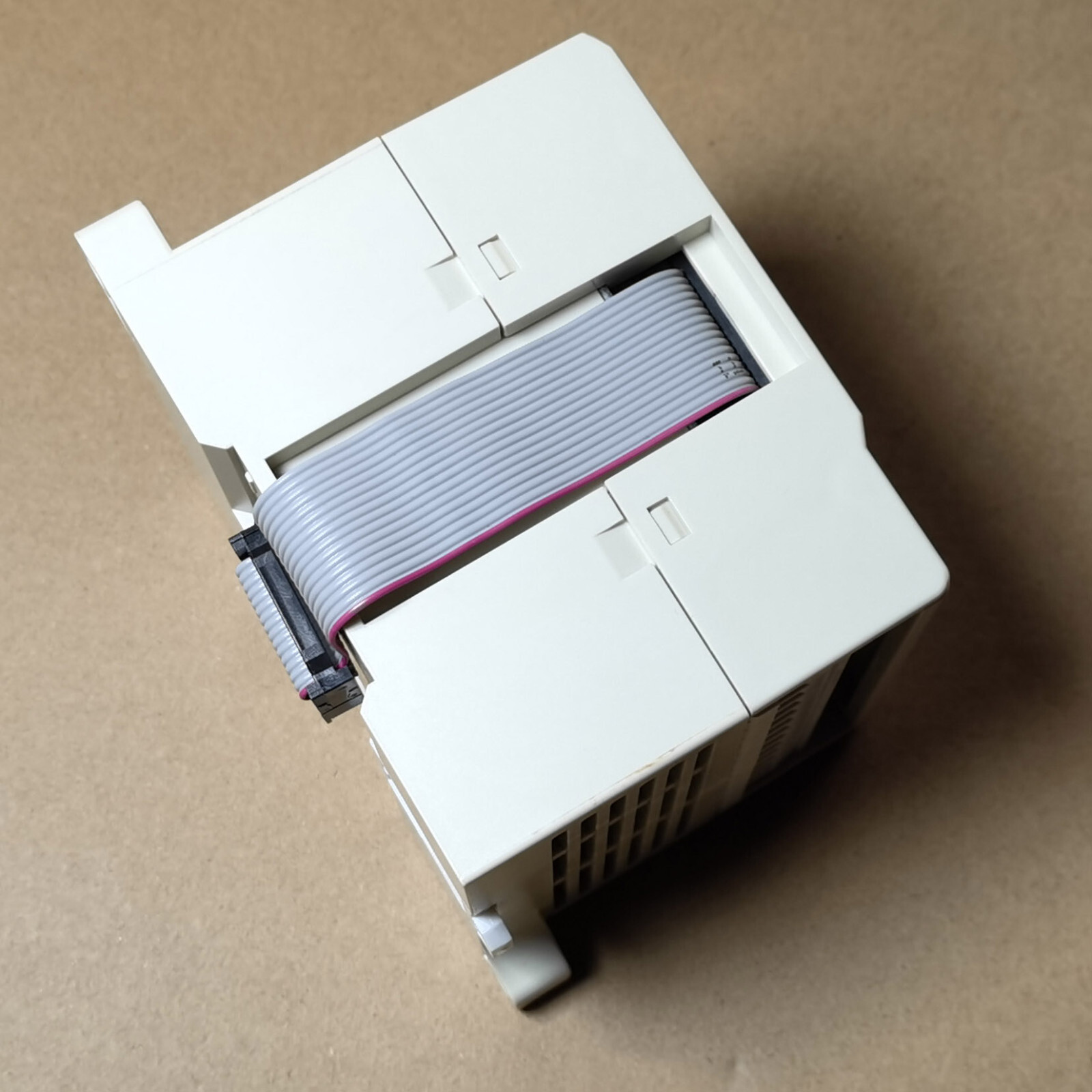 Mehen PLC CPU201-1402 AIM201-0201 Model No.: M00-03A or M00-03B