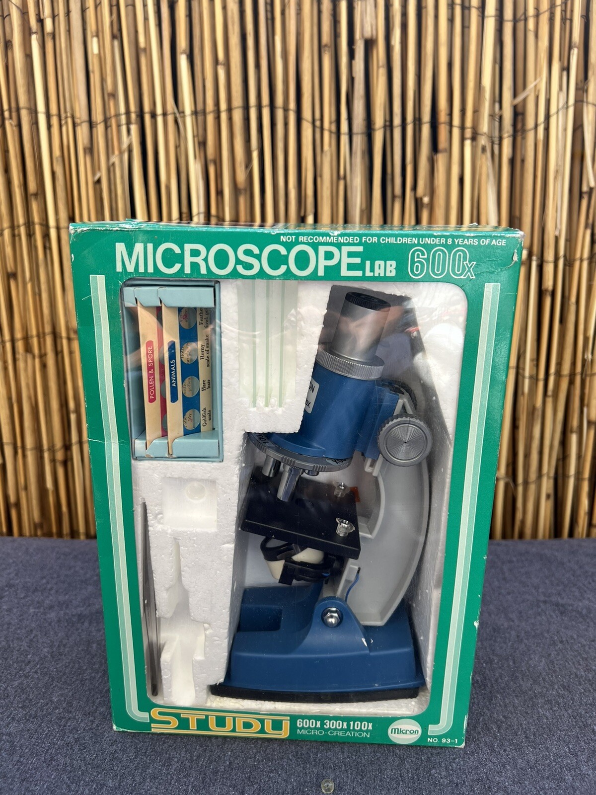 Study 600 x 300 x 100 Microscope Lab by Micron