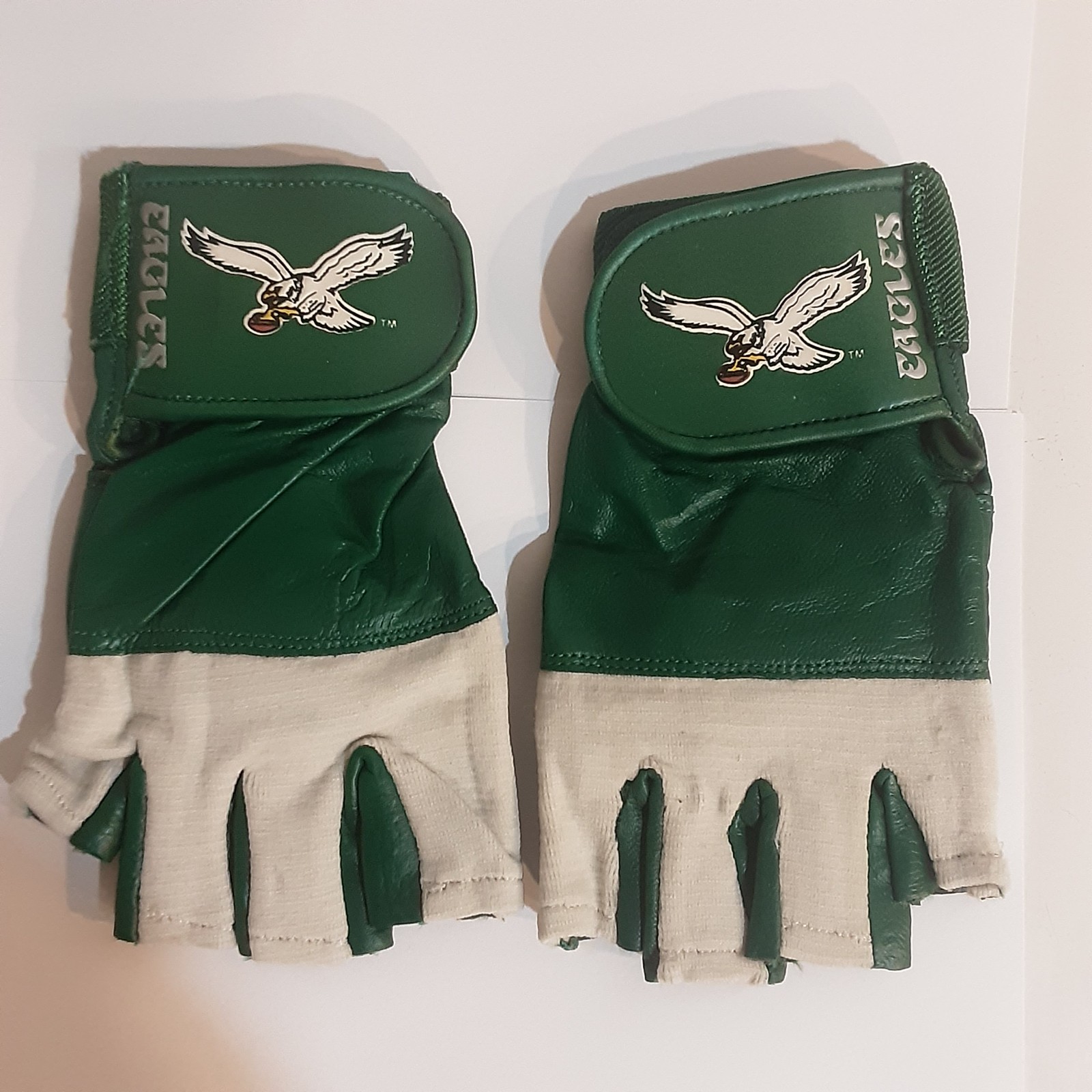 VINTAGE PHILADELPHIA EAGLES NFL SMALL SPORTS GLOVE BY YORK GENUINE LEATHER NOS