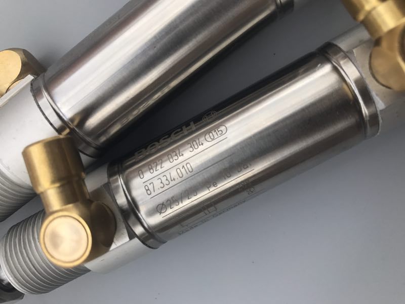 87.334.010 Water Ink Cylinder Pneumatic Cylinder 00.580.1514 Heidelberg SM102