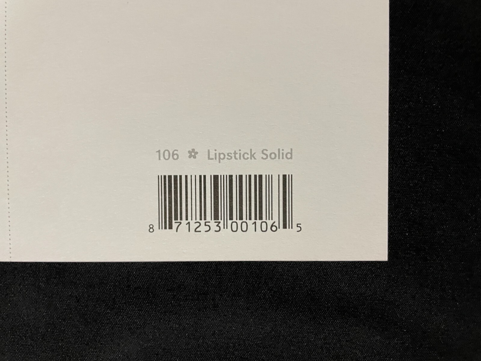 K I MEMORIES "LIPSTICK" 12X12 SINGLE-SIDED PAPERS