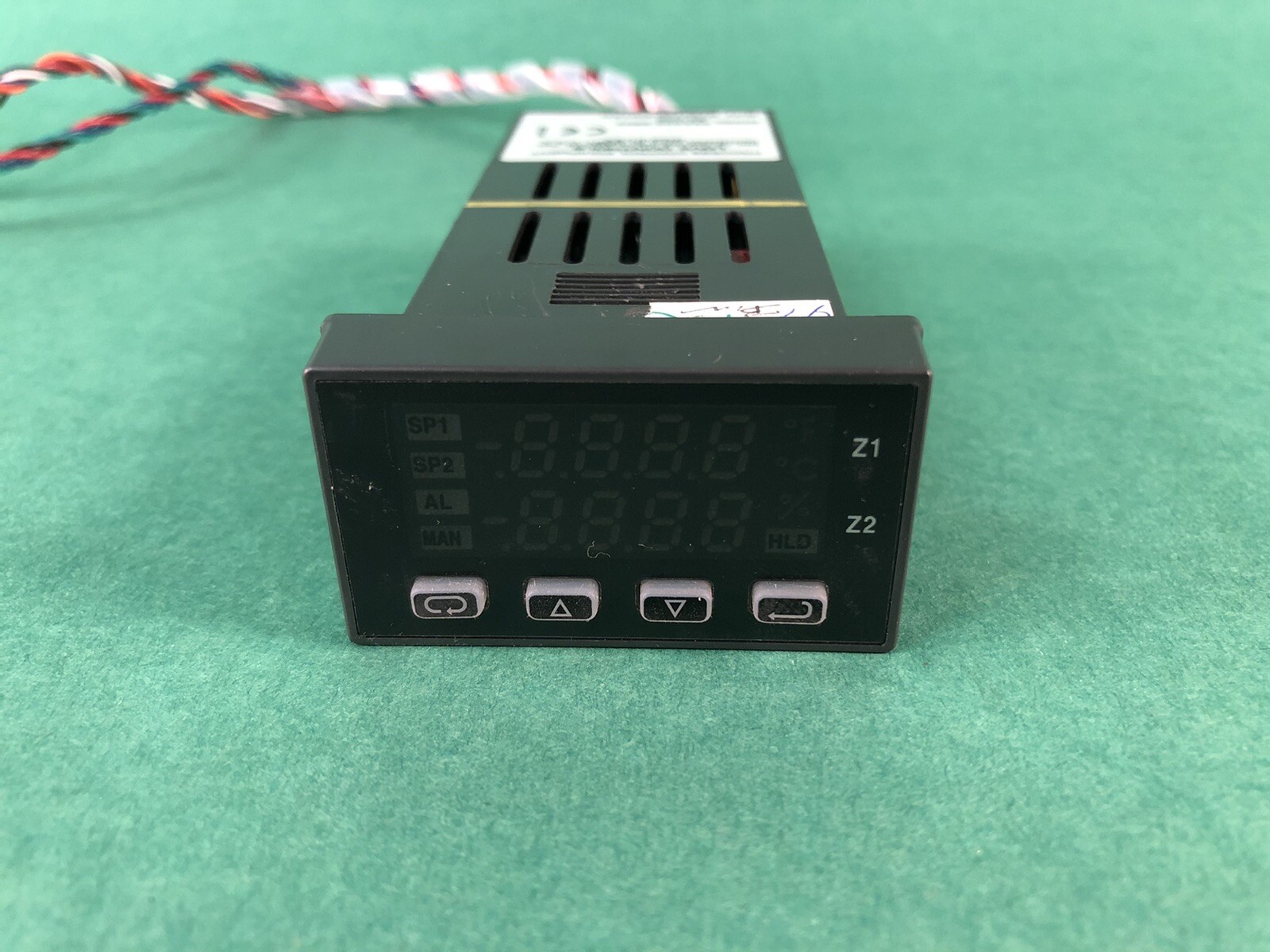 LOVE CONTROLS Dwyer Temperature Controller 32A022-9502 12-24 VAC SERIES 32A
