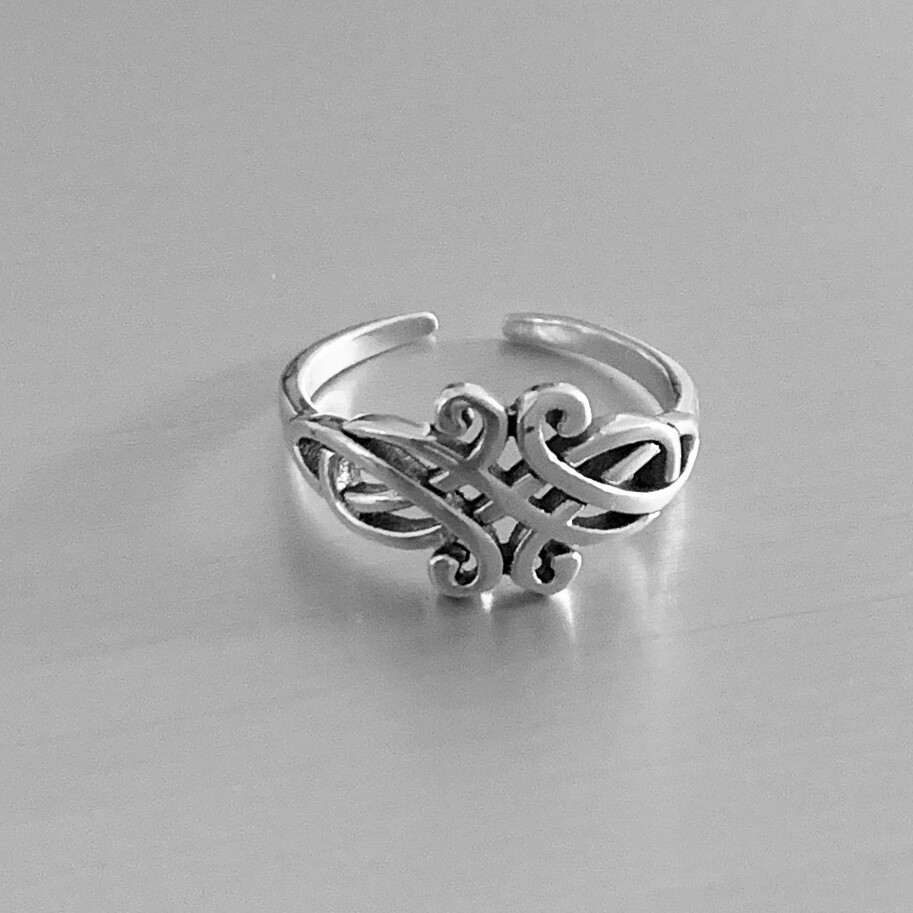 Sterling Silver Celtic Toe Ring, Silver Ring, Celtic Ring, Knot Ring