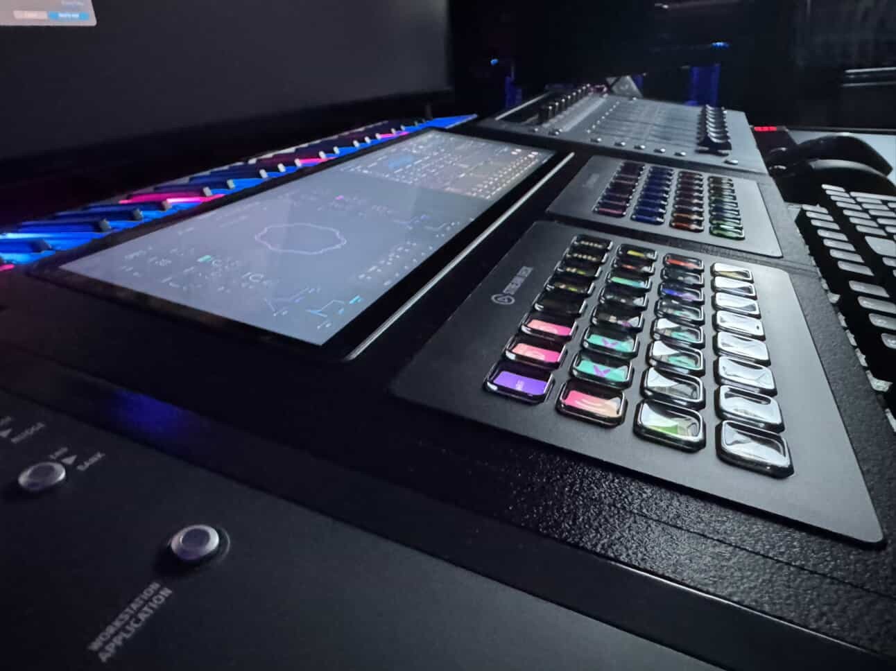 Avid Artist Series Insert for Xeneon Edge / Dual Stream Deck XL