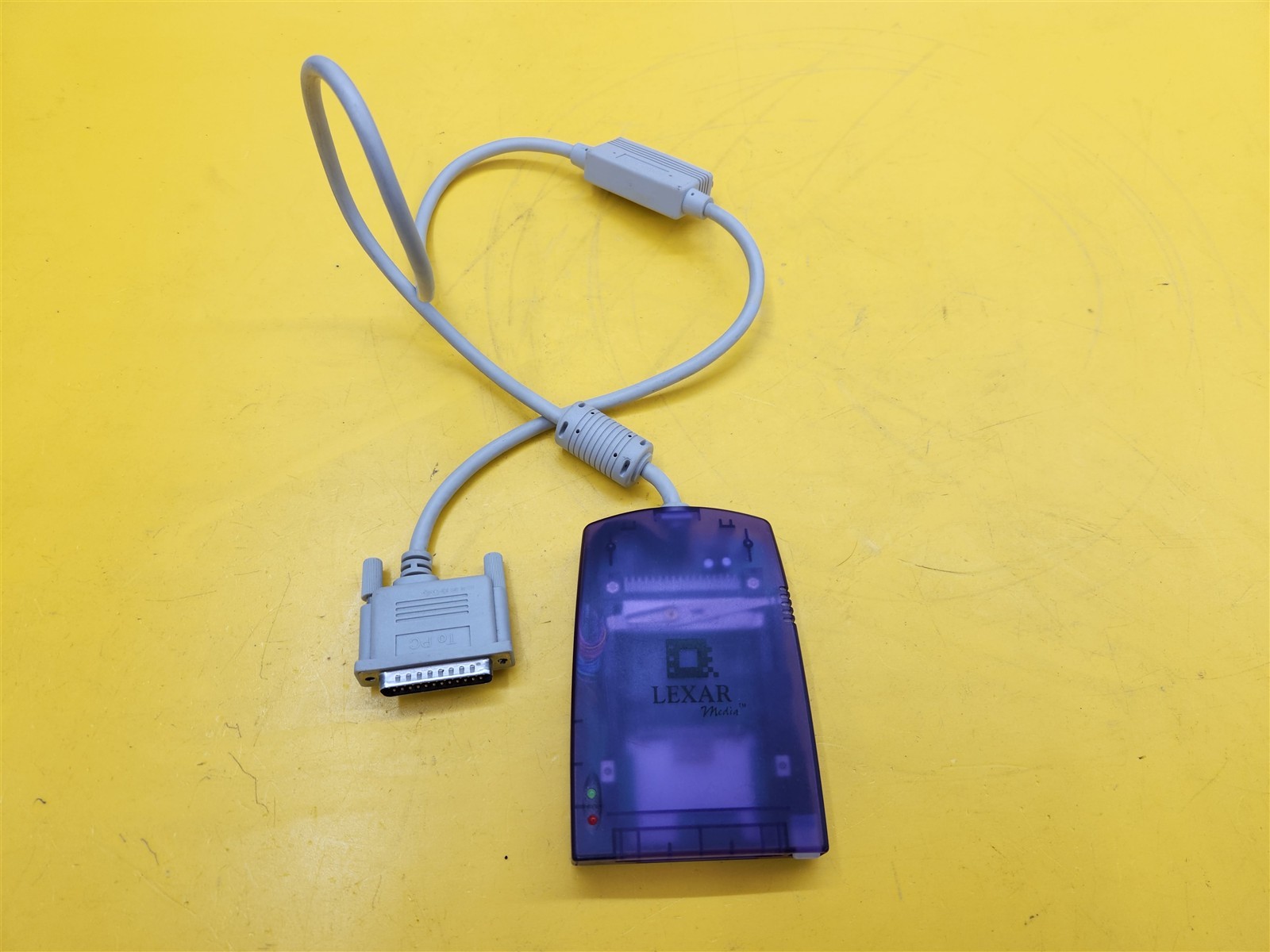 ⭐️⭐️⭐️⭐️⭐️ Lexar Media Card Reader/ Writer GS-PFD-20SA-TP D-Sub Connector