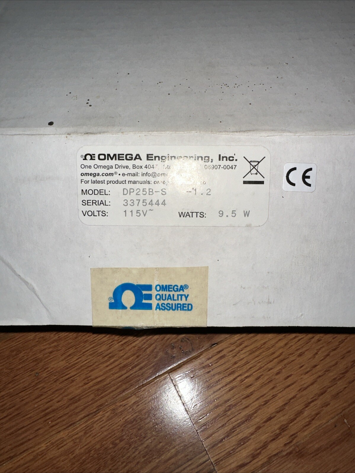 OMEGA DP25B-S - 1.2 STRAIN GAGE PANEL METER 115V Used