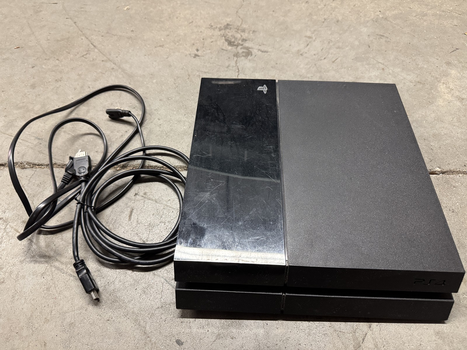 Sony CUH-115A Console W/ Cords