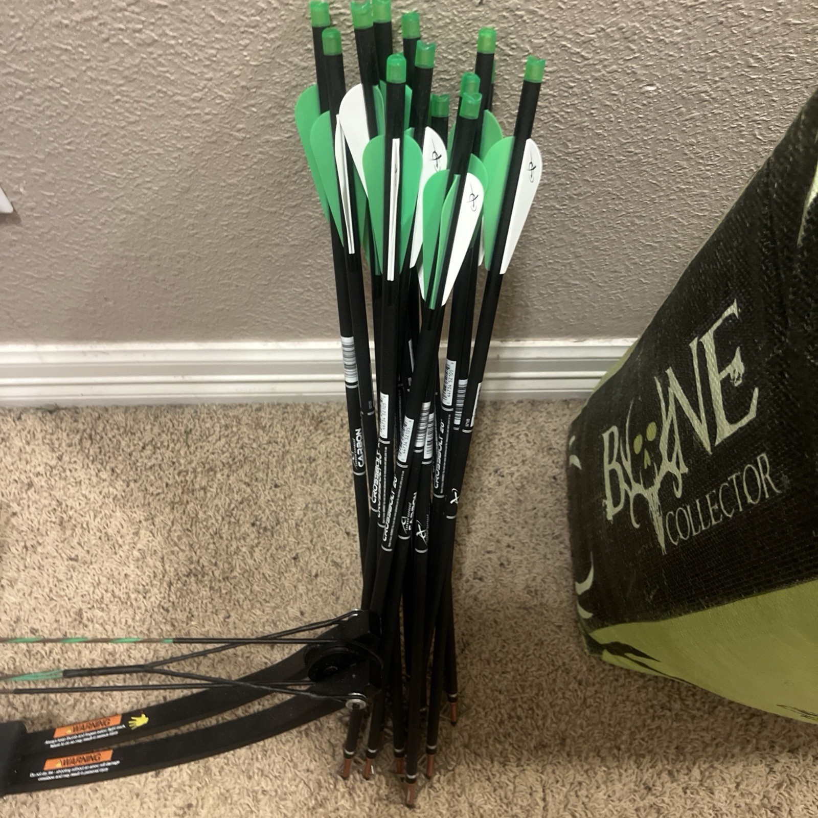 61102 Barnett Jackal Crossbow Camo with Target