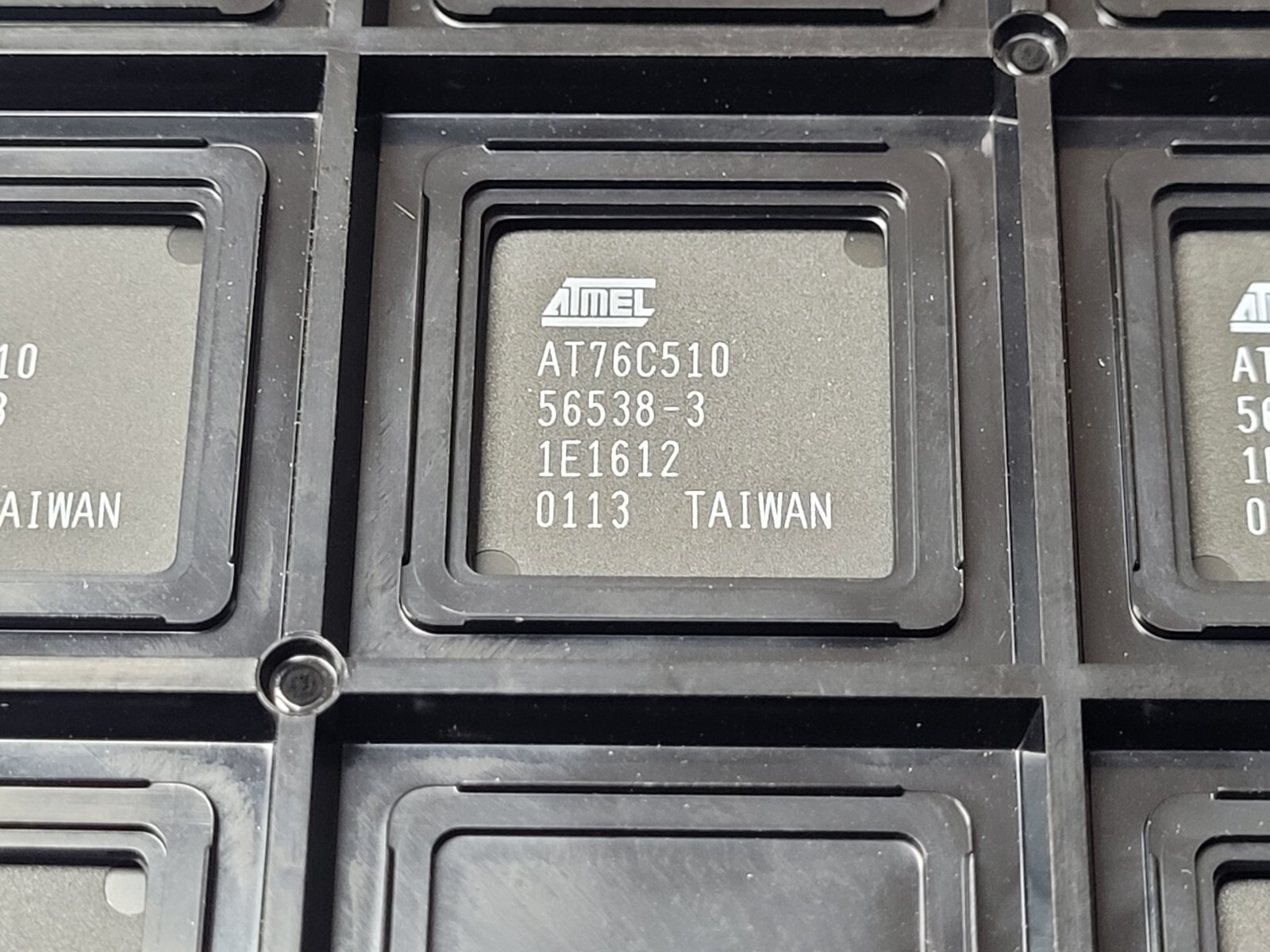 (1 PC) AT76C510 ATMEL Ethernet to Wireless Bridge-on-a-Chip