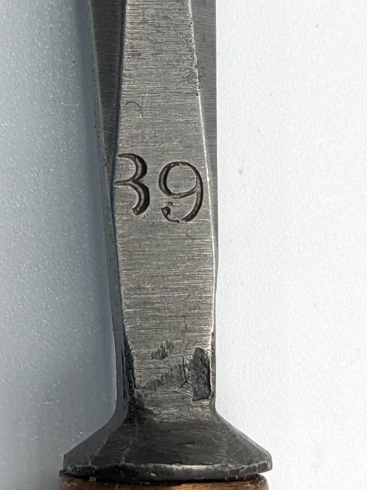Buck Bros. V shaped gouge #89 or #68