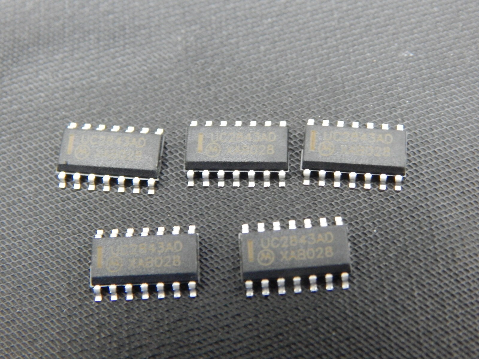 ON SEMI UC2843AD 14 PIN SOIC SMD - LOT OF 5 IC'S - USA SELLER FAST SHIPPING