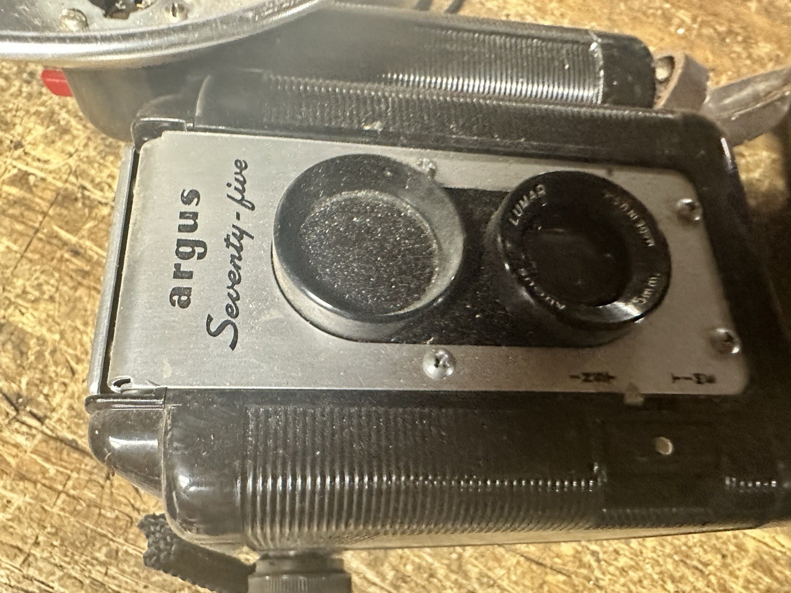 4 VINTAGE CAMERAS POLAROID-ARGUS-KODAK