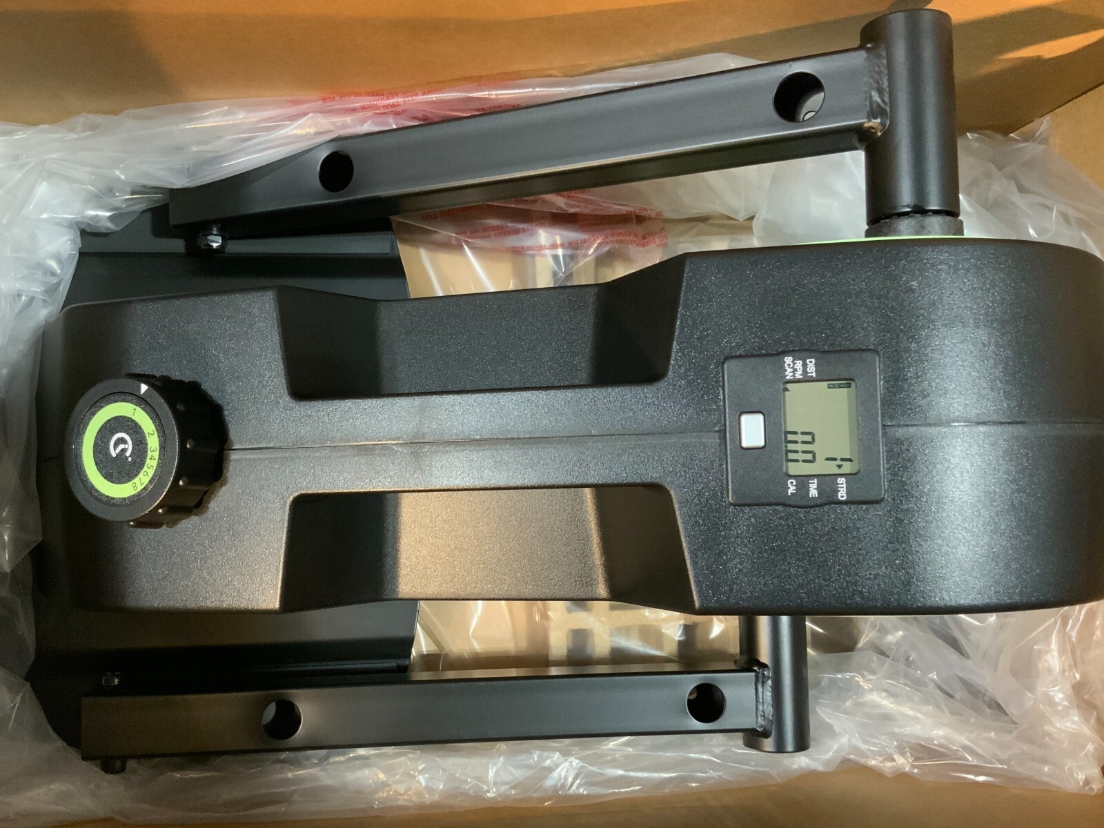 Cubii JR2 Under-Desk Elliptical Green