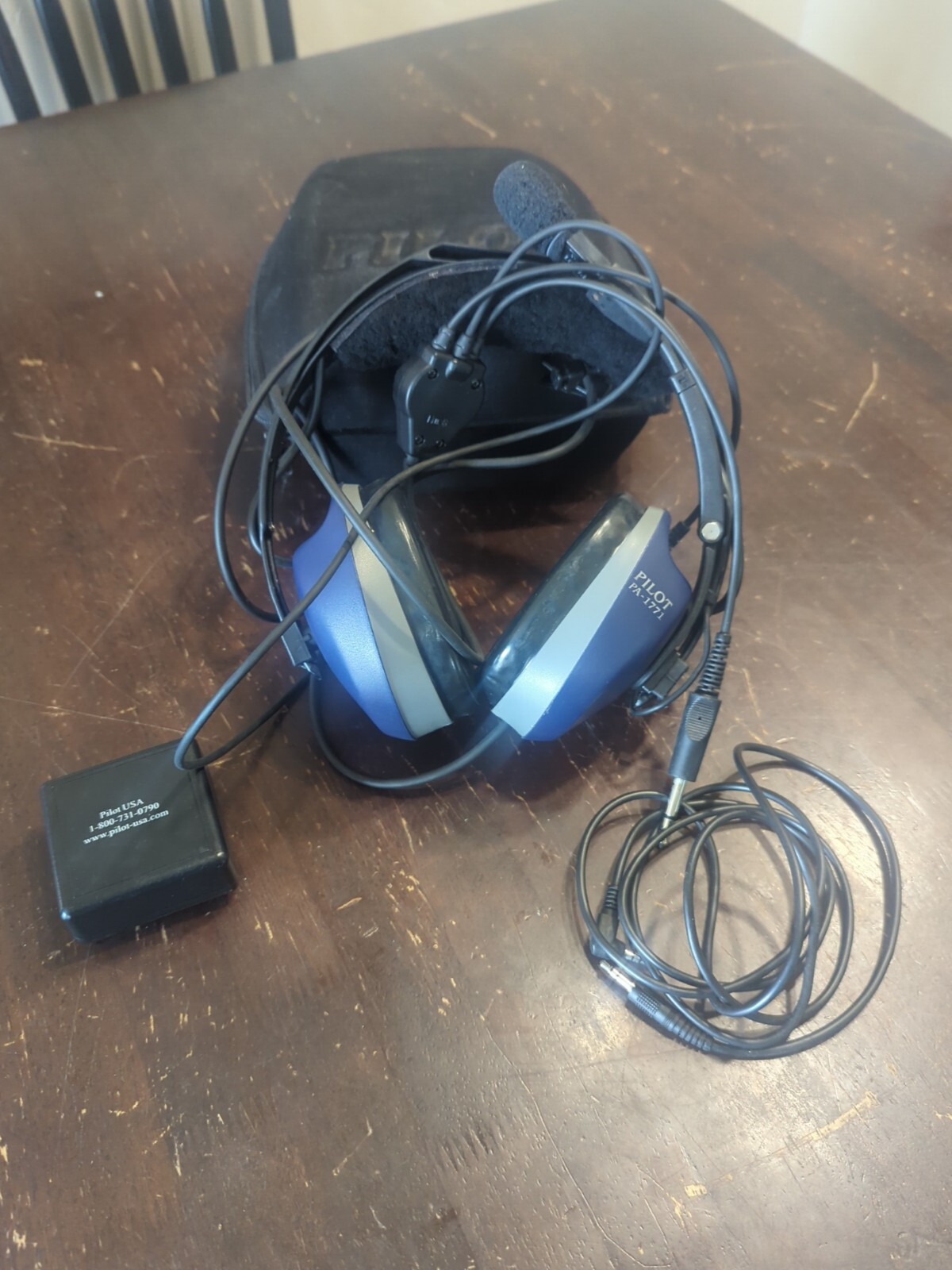 PilotUSA PA-1771T PA-1771 ANR Stereo Pilot Headset Cell/Music Devices Capable