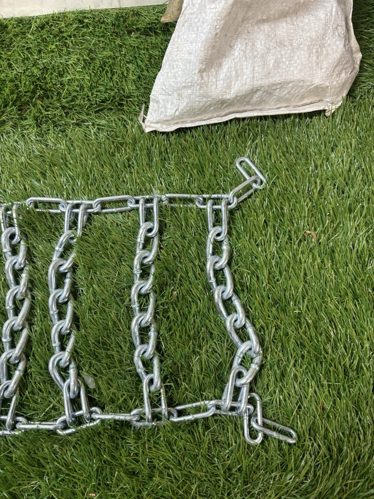 TY16365: Single-Ring Tire Chain 2 Sets of 2