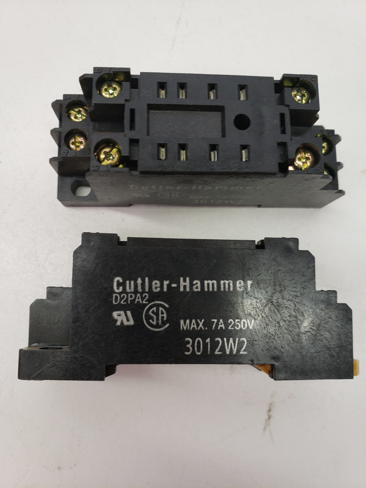 2  CUTLER-HAMMER 7A 250V MAX RELAY #3012W2 D2PA2