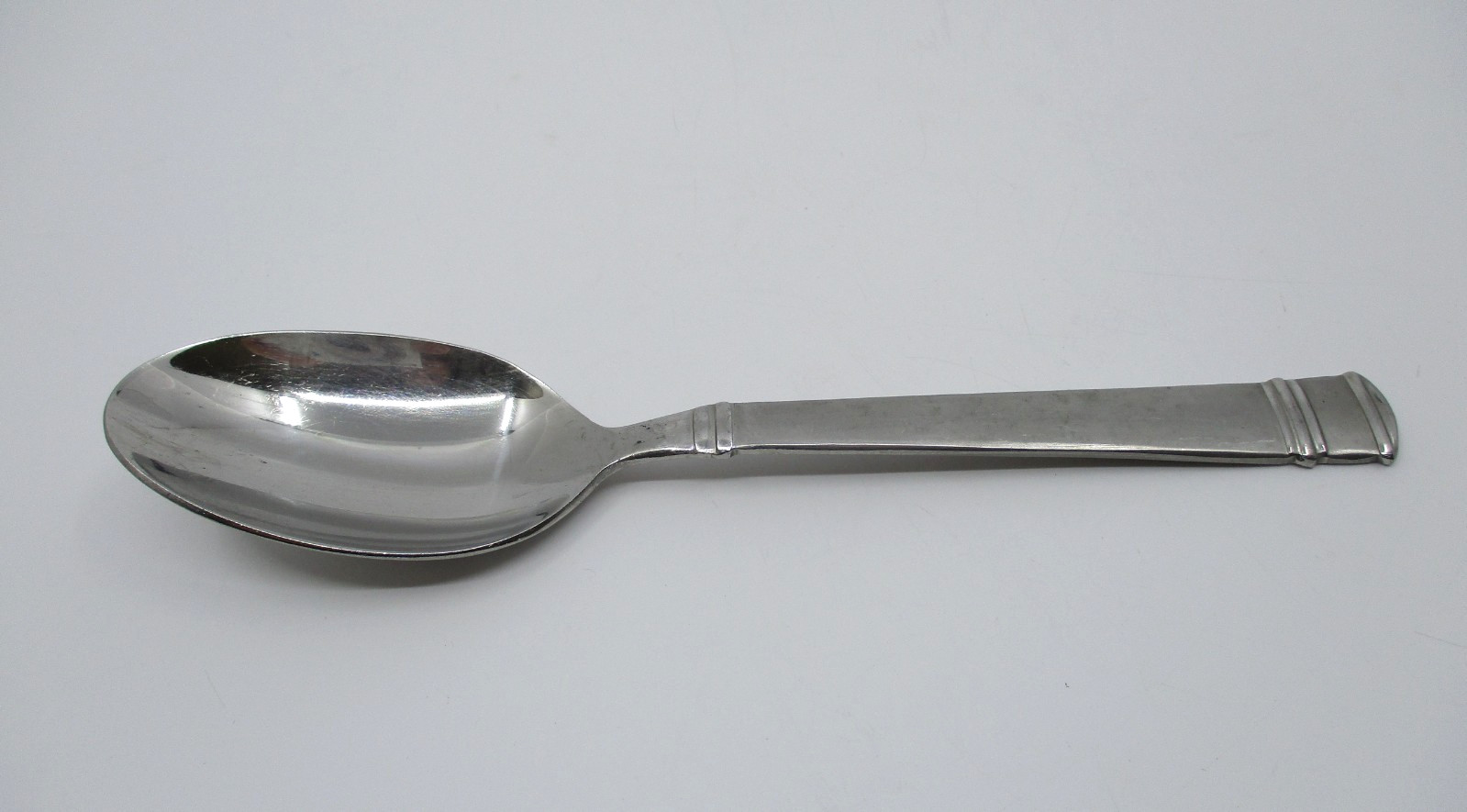 ONEIDA STAINLESS TIRAMISU PLACE / OVAL SOUP SPOON - 7 1/4" 03H
