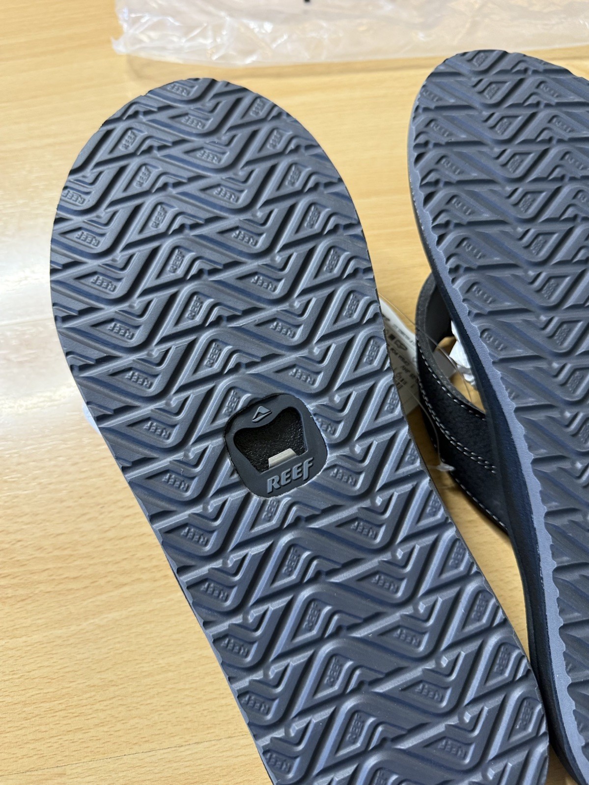 REEF Element TQT Flip Flop Sandals with Bottle Opener Black Men's Size 12