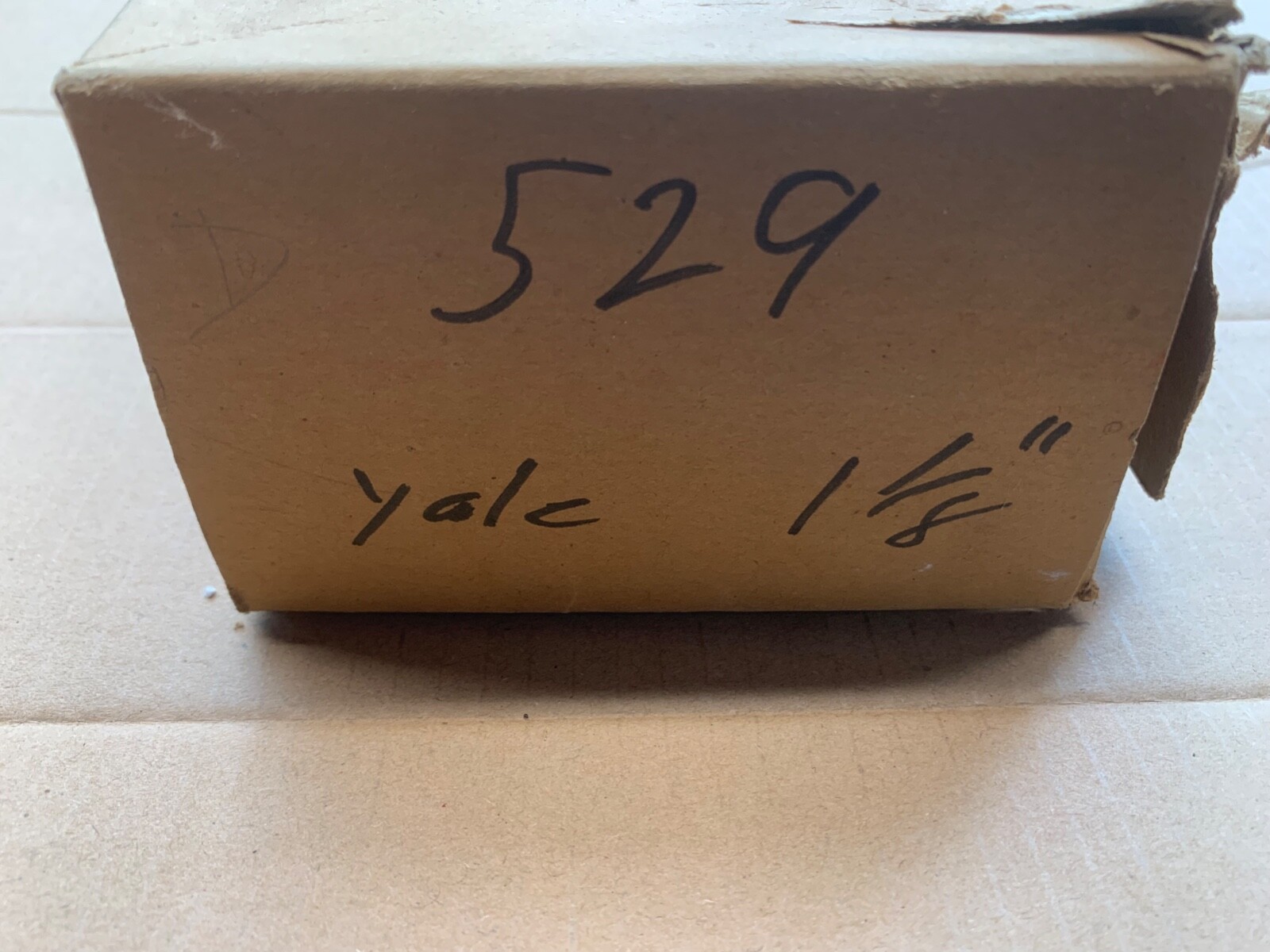 YALE DRAWER/DESK/ CABINET PUSH PLUNGER LOCK 1 1/8 INCH US3 (GOLD COLOR)