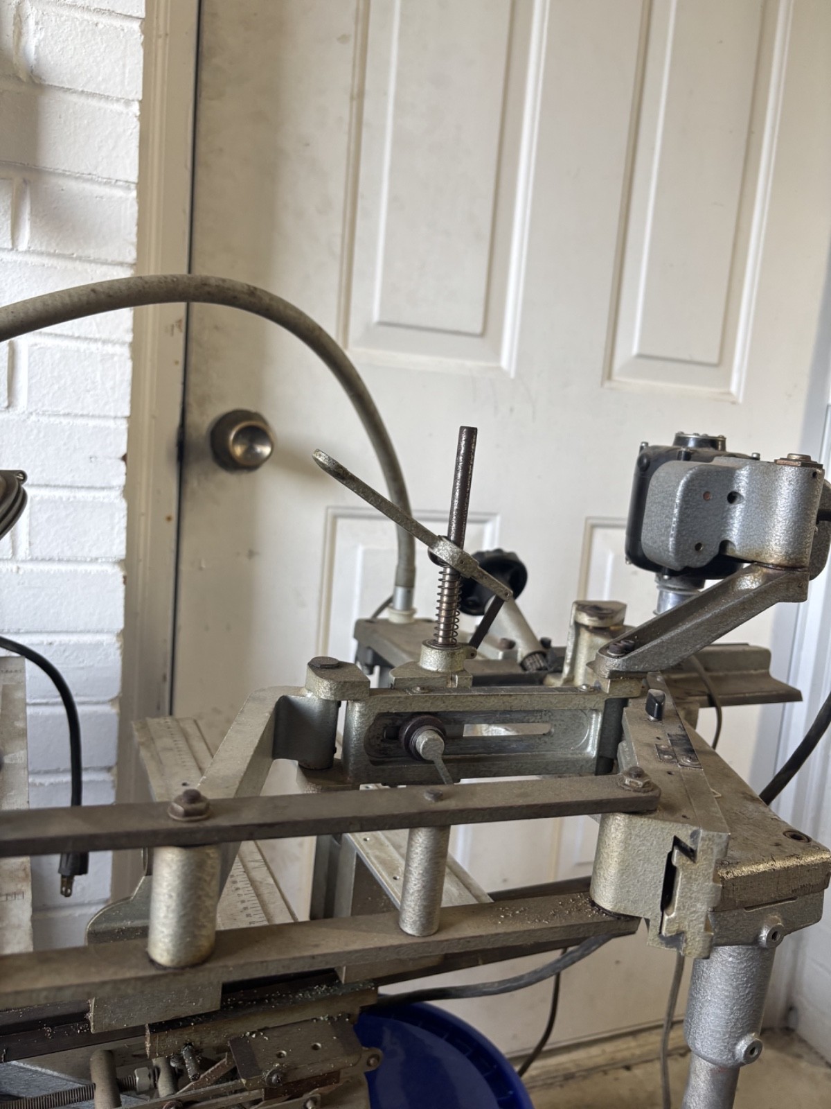 Large Hermes Engraving Machine On Stand w spare part machine