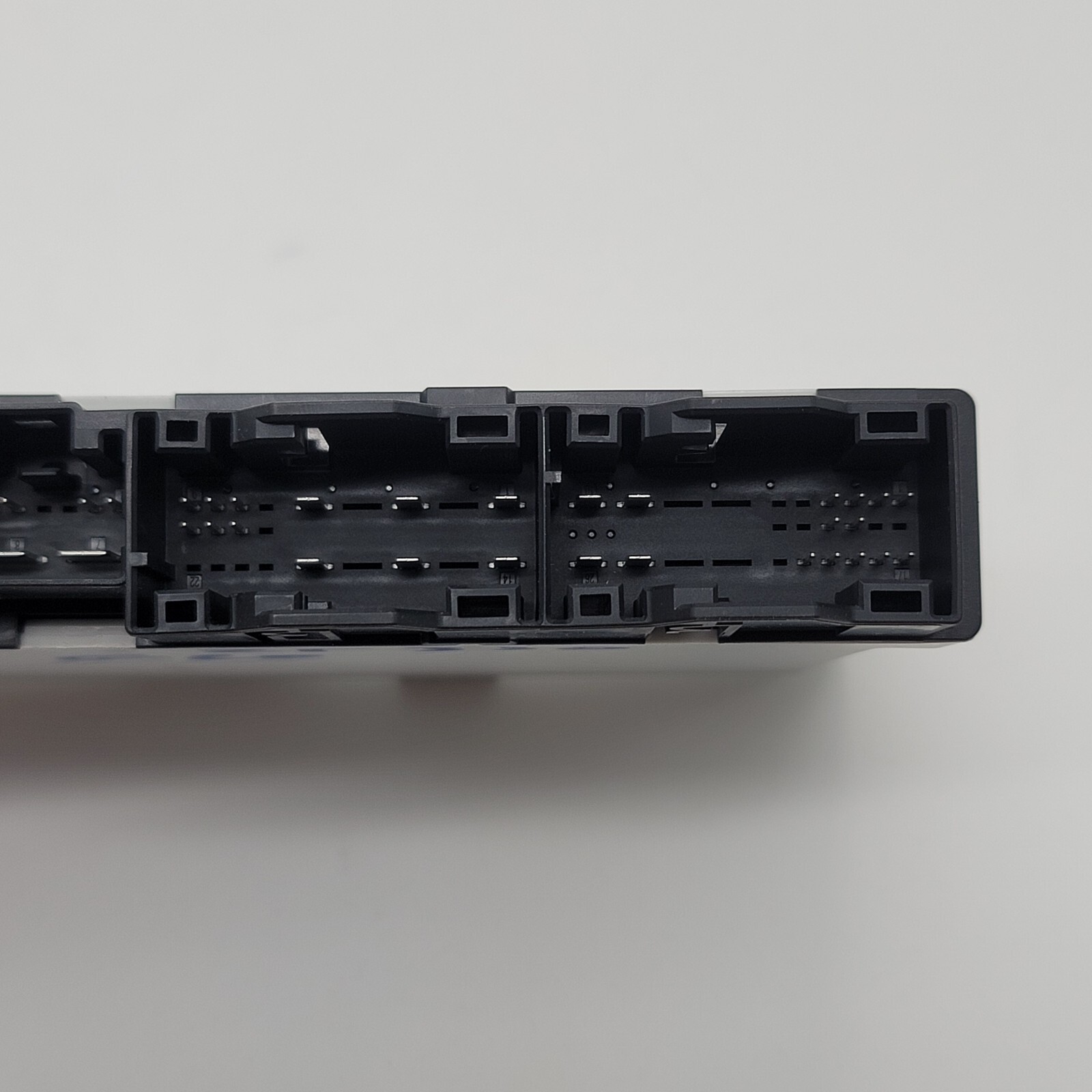 BMW G20 330XI M3 Front Seat Control Module OEM 5B44733