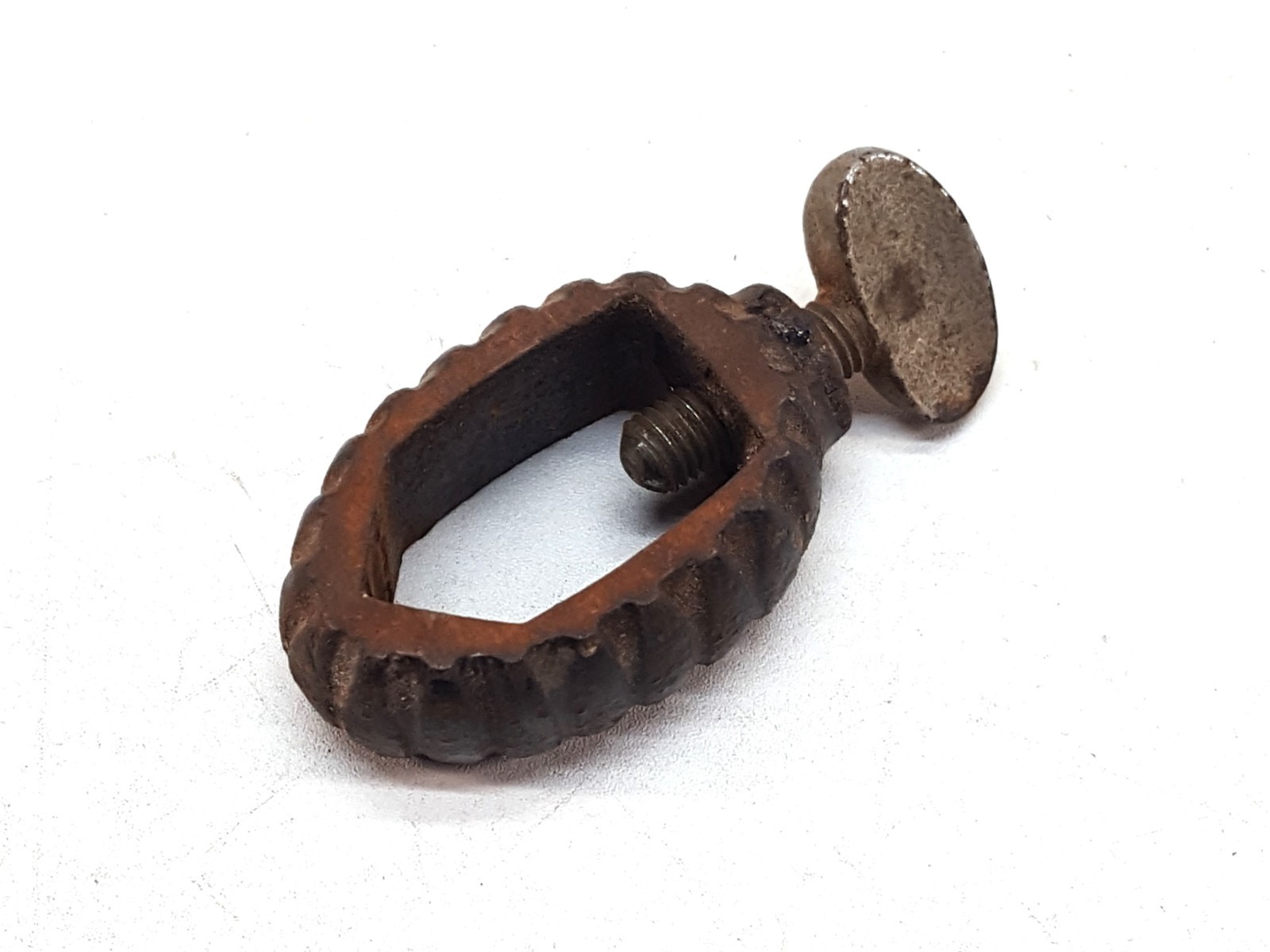 3787 Stanley No. 71, 71 1/2; Collar, War Years, Japanned, with Thumbscrew