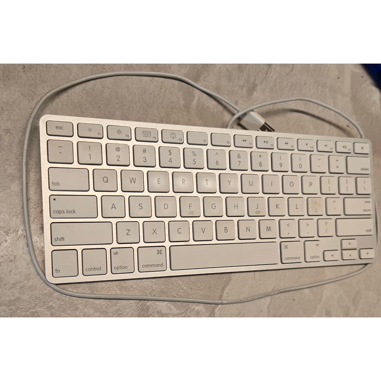 Apple Mac Smallest Most Compact USB Wired Keyboard Model A1242 White Slim