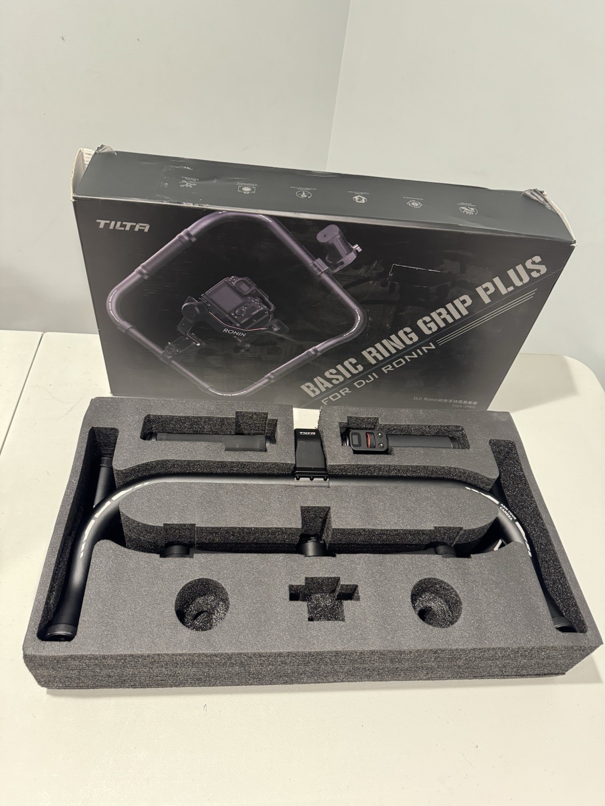 Tilta Basic Ring Grip Plus Frame + Dual-Channel Wireless Lens Control Handle Kit