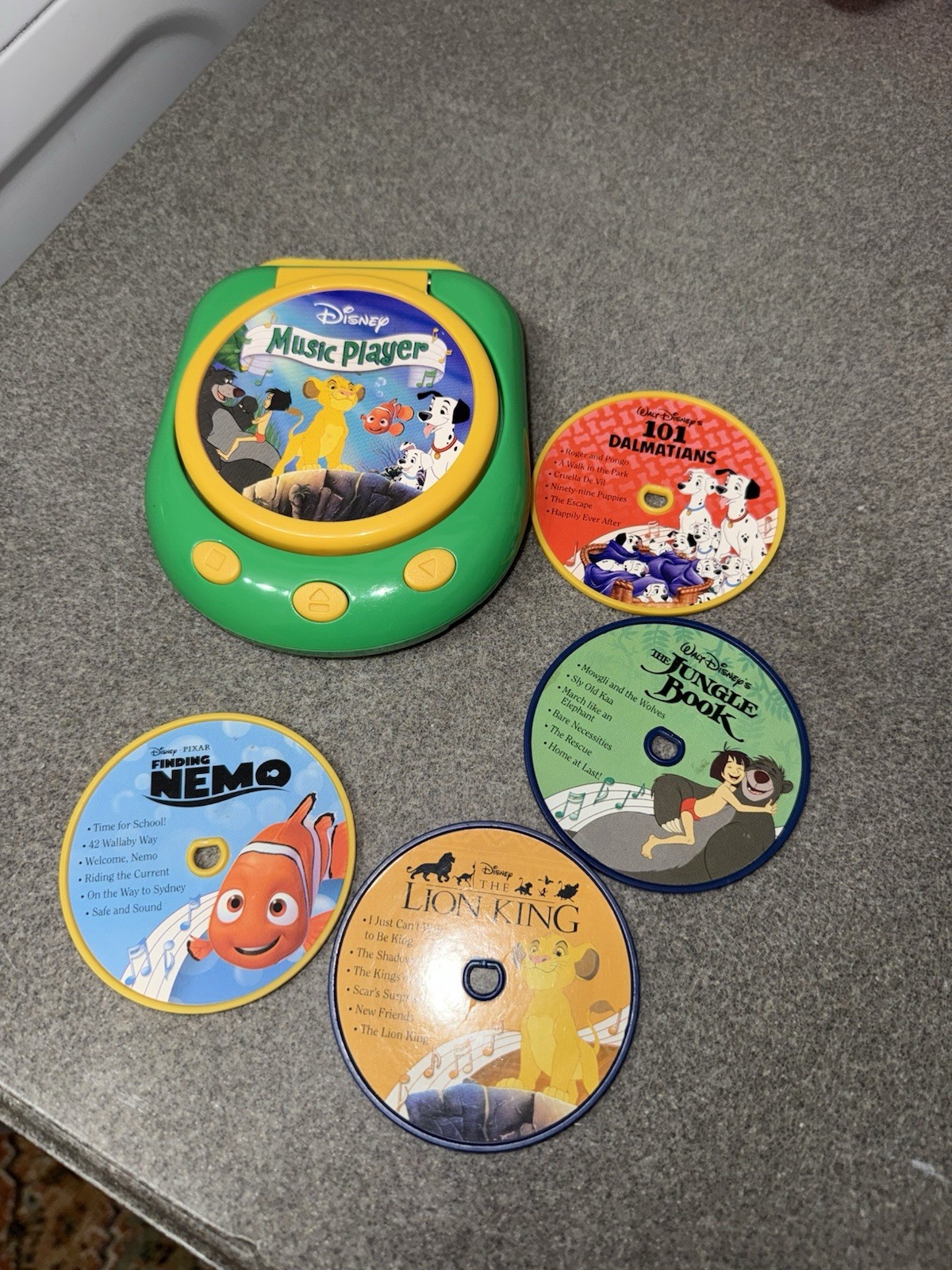 RARE 2005 Disney Lion King Music Player + 4 Discs TESTED