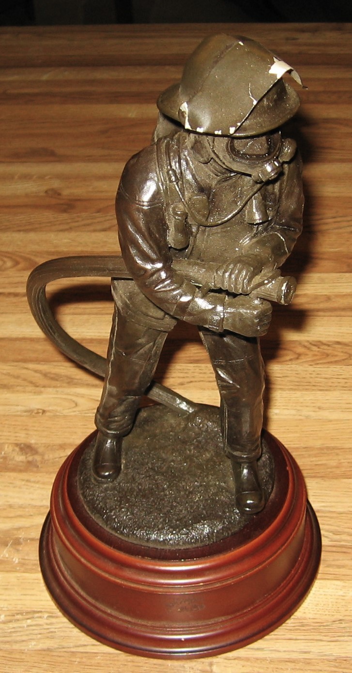Ballantynes Of Walkerburn Fire & Rescue Firefighter Figure