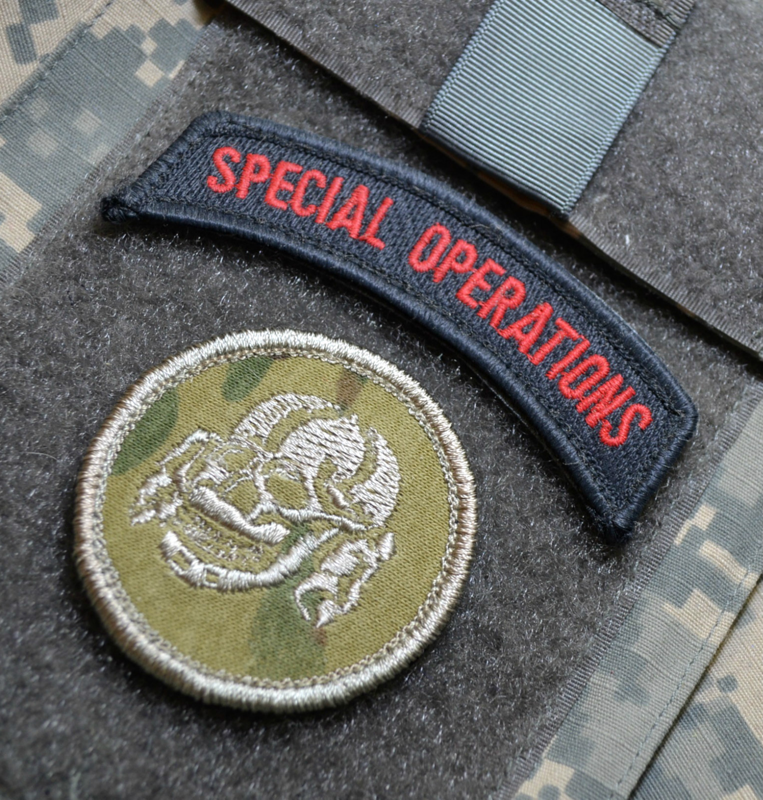 ISAF JOINT TASK FORCE JTF SEAL SAS vêlkrö 2-PC: SPECIAL OPERATIONS + DEATH SKULL