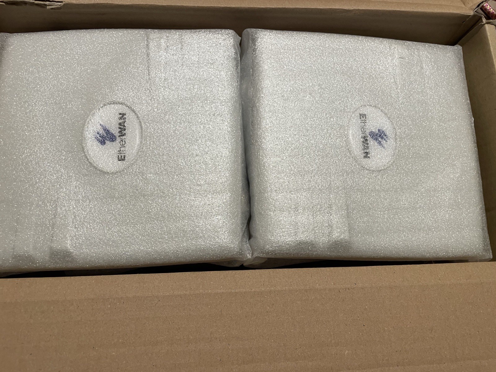 *BRAND NEW* EtherWAN Systems EASYLINK-300-US Wireless Bridge Kit