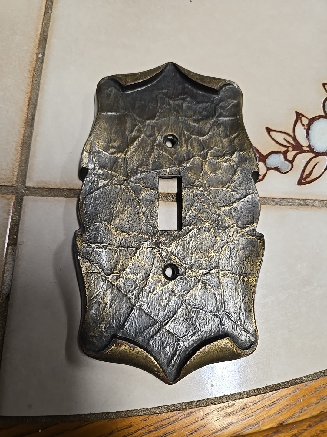 MCM Amerock Antique English Brass Carriage House Light Switch Wall Plate  (usJ)