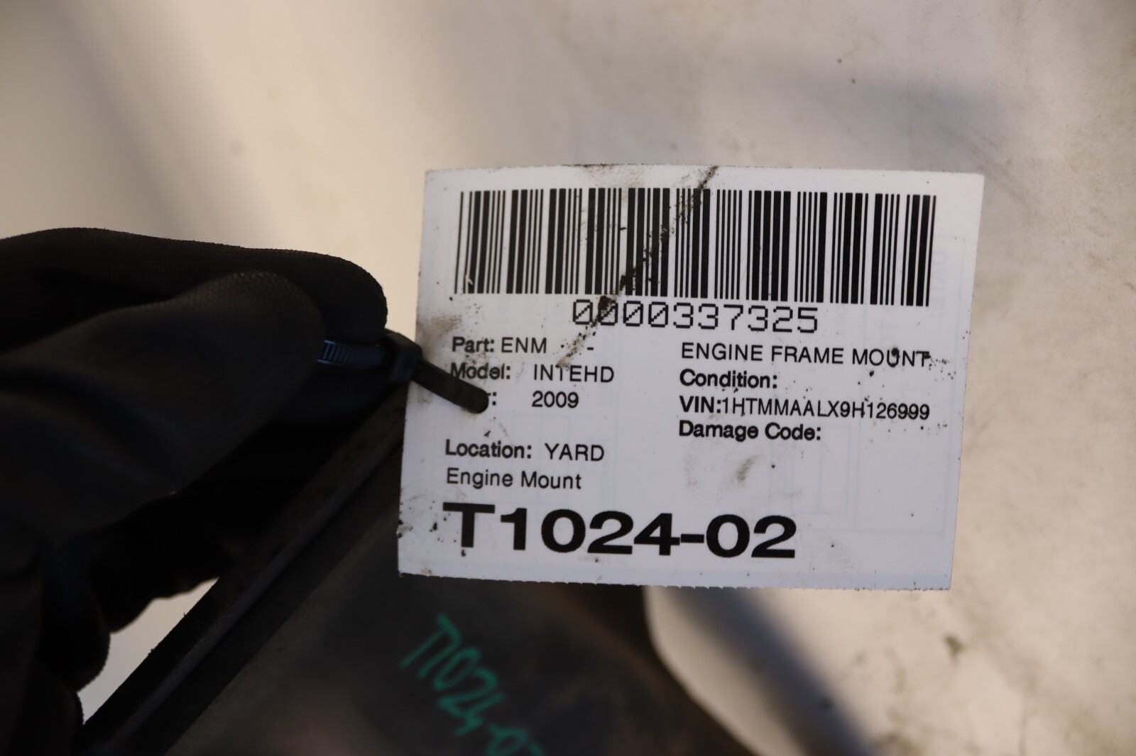 2008-2018 INTERNATIONAL DURASTAR 4300 ENGINE MOUNT SUPPORT BRACKET FRAME OEM