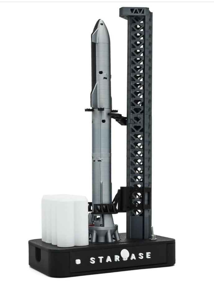SpaceX Starship Model 1:200 Scale Rocket with LED Lights and Misting Function