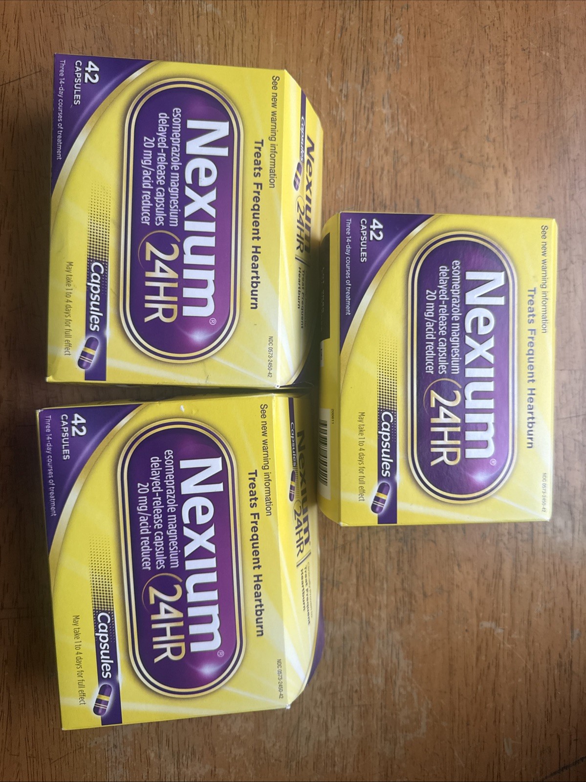 Nexium 24HR Esomeprazole 42/ct Capsules *LOT OF 3* EXP: 03/2027