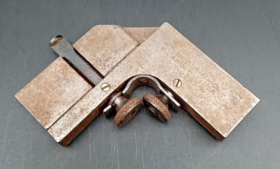 L.S Starrett Co. Attachment for Combination Square ~ No. 289-B