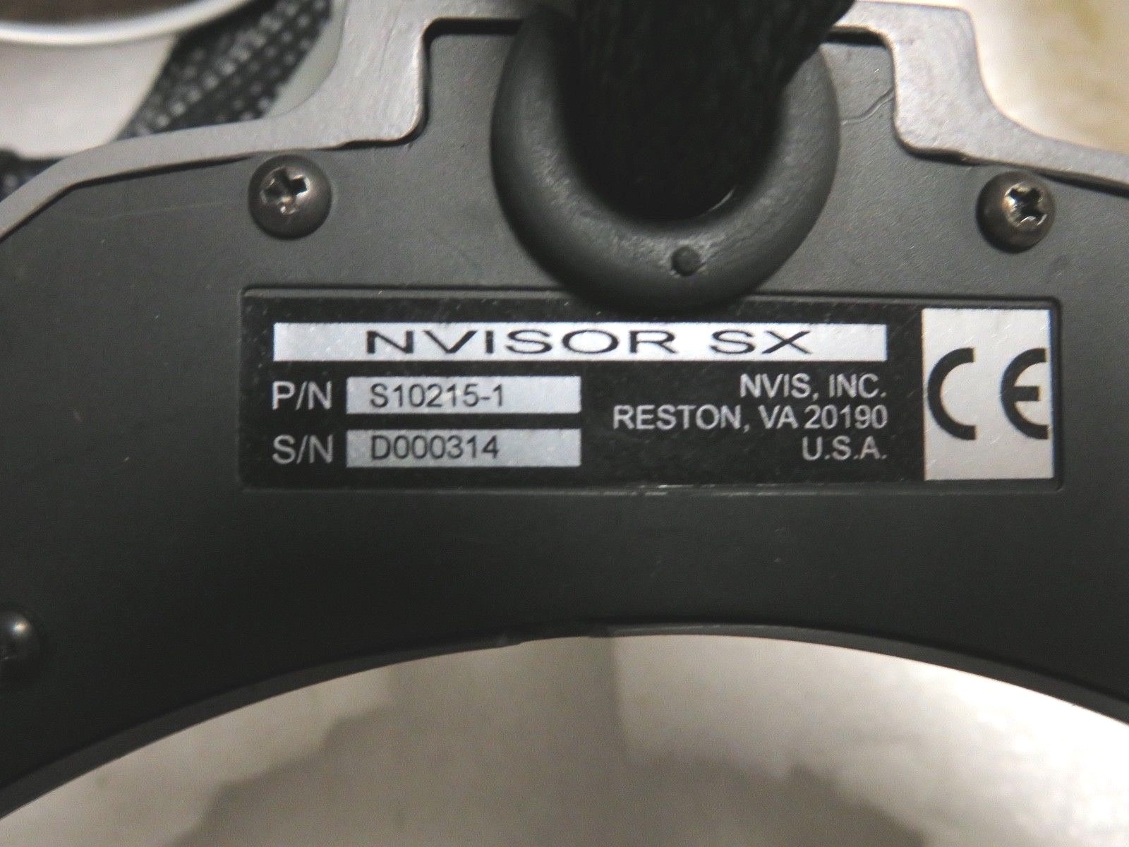 nVisor SX head-mounted display HMD professional 3d glasses