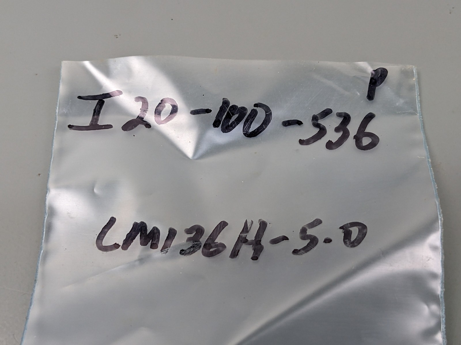 (2) LM136H-5.0 5.0V Reference Diodes, SOLDER PULLS