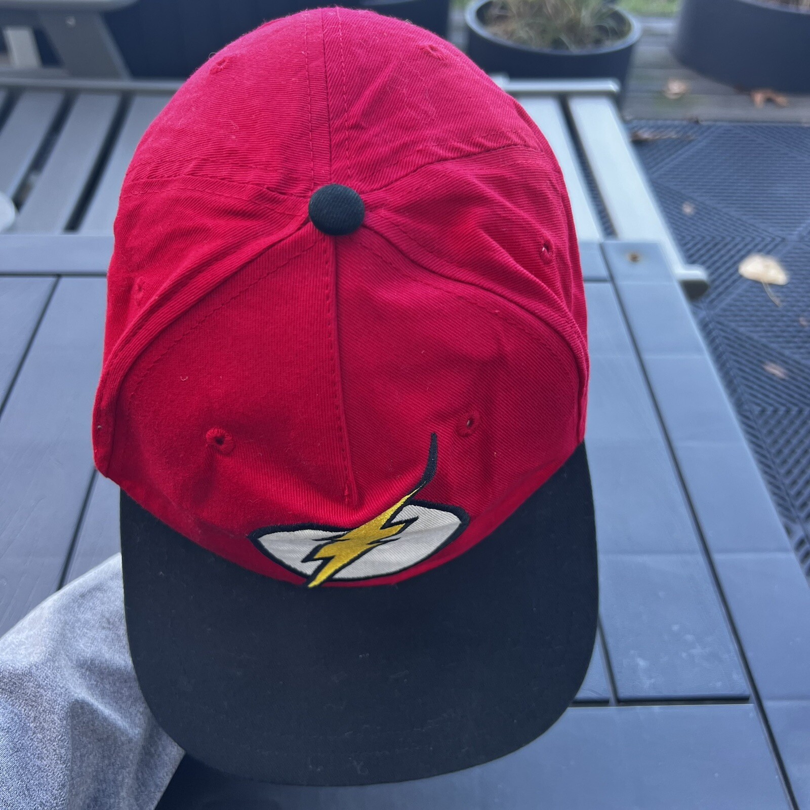 Flash DC Comics Logo on Youth Red Hat Cap w Black Bill Goofy Hat CO.