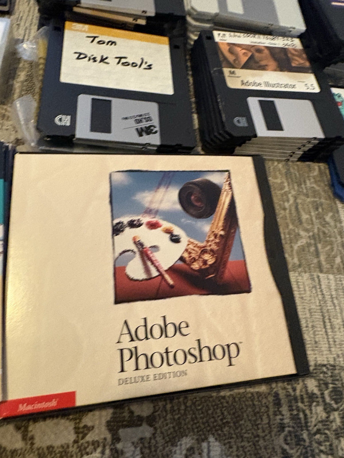 Apple HUGE Disk Lot () Mixed Software UNTESTED