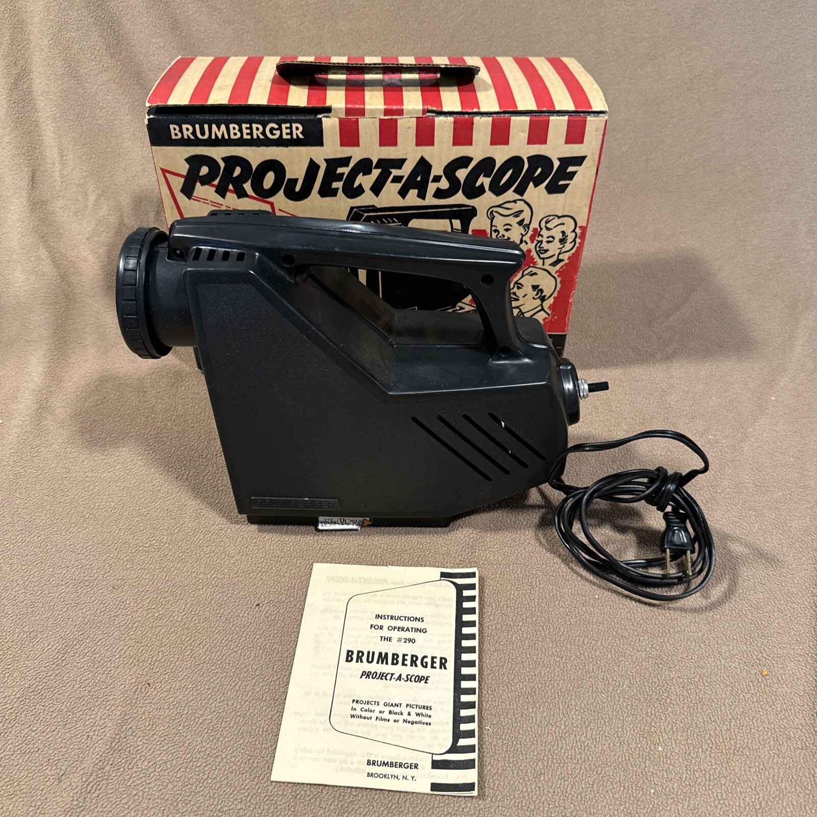Vintage Brumberger Project-A-Scope 290 Image Photo Projector (Works)
