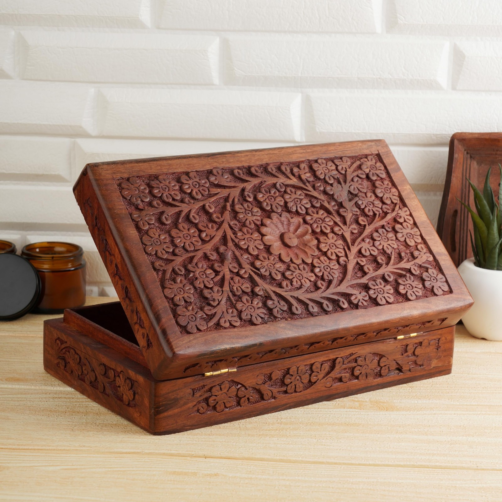 Ajuny Wooden Handcarved Decorative Jewelry Storage Box 8 x 5 Inch, Brown